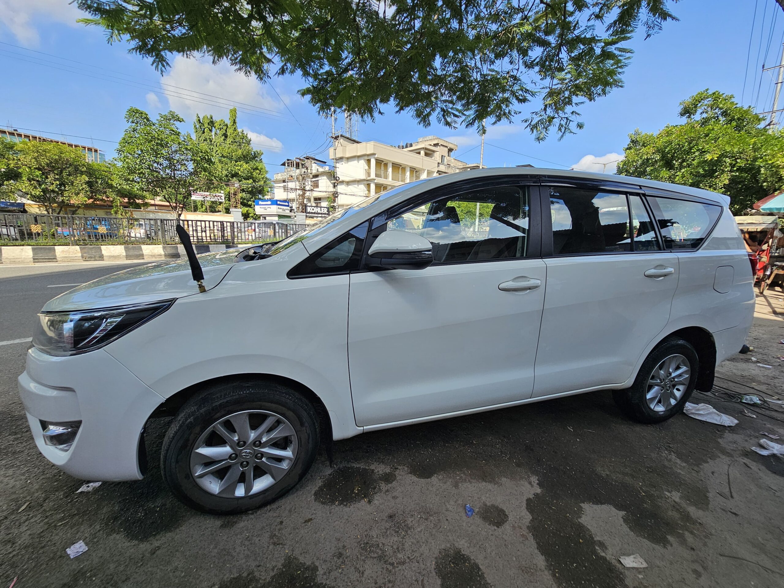 A Swift Desire car Image